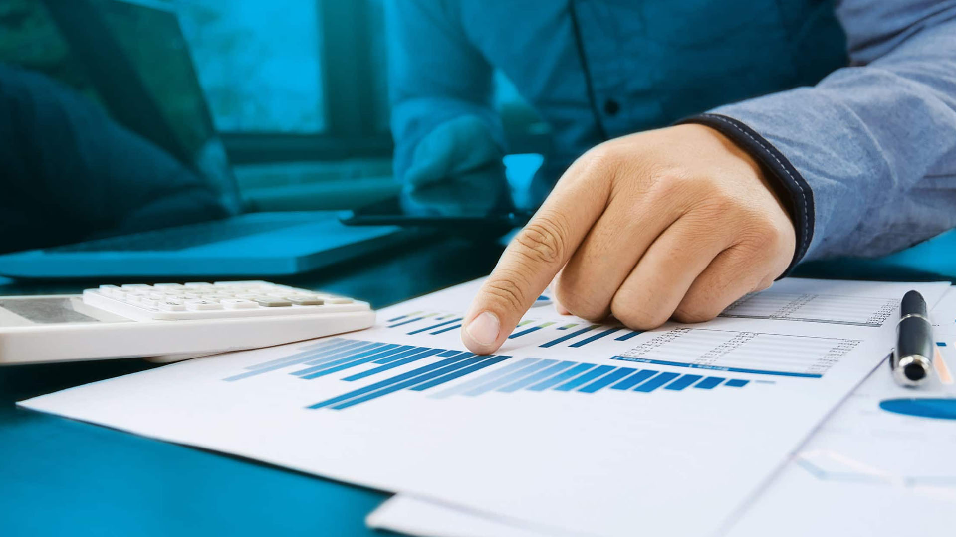 Rüblük və illik hesabatların müvafiq nəzarətedici orqanlara (Vergilər, Əhalinin Sosial Müdafiəsi Fondu, Statistika İdarəsi, Məşğulluq İdarəsi) təqdim edilməsi
